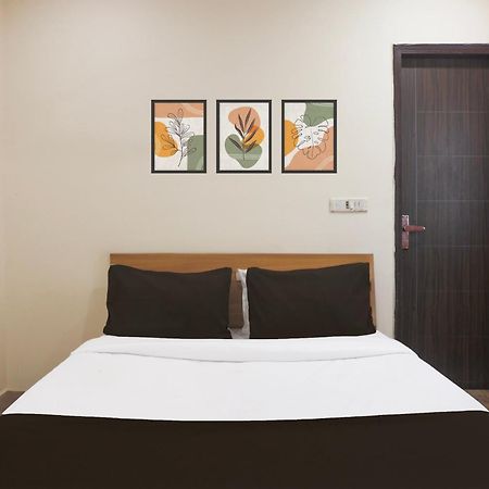 Super Hotel O S J Residency เดลี ภายนอก รูปภาพ