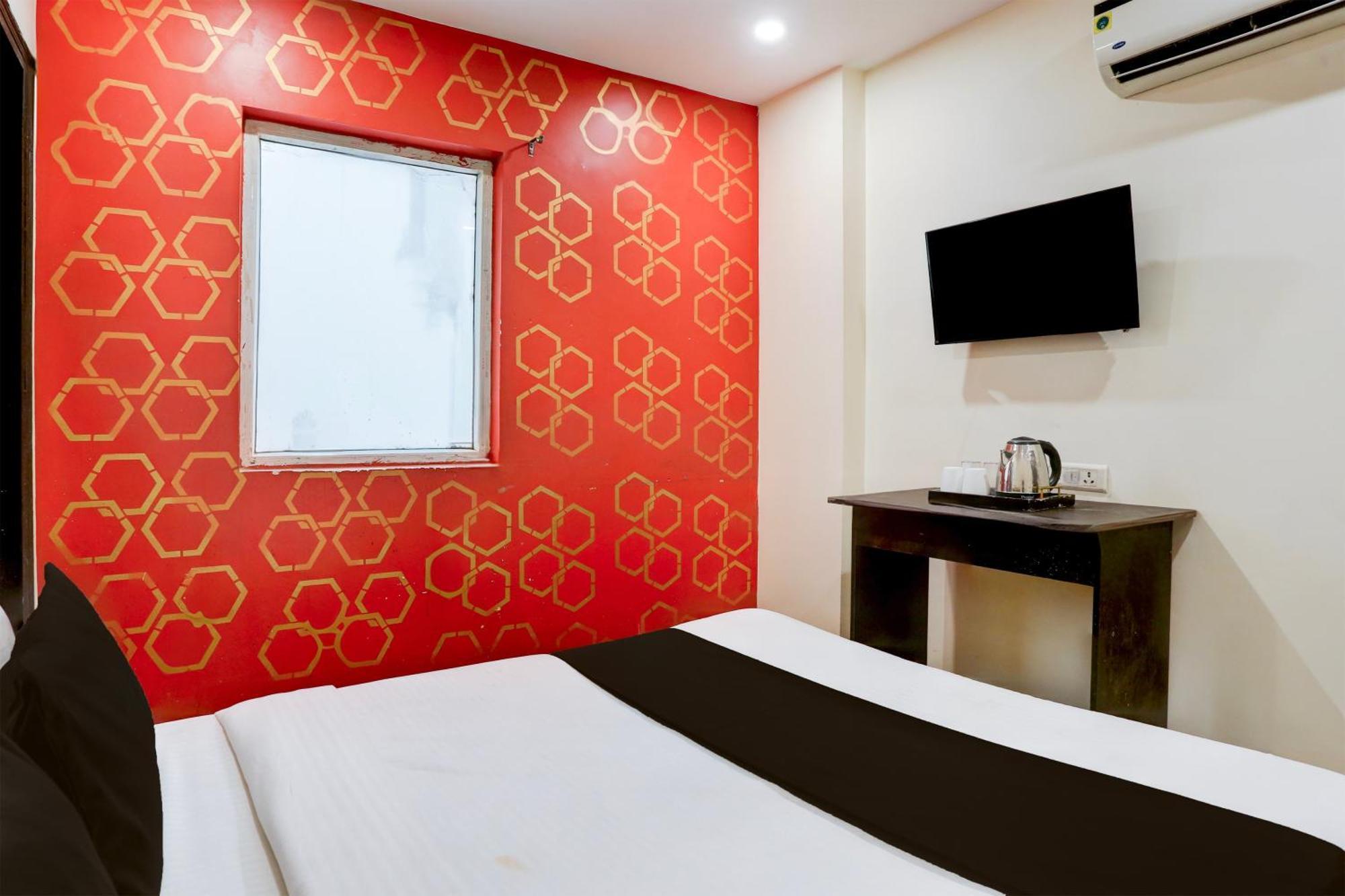 Super Hotel O S J Residency เดลี ภายนอก รูปภาพ
